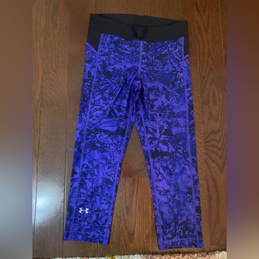 Woman’s Under Armor Leggings